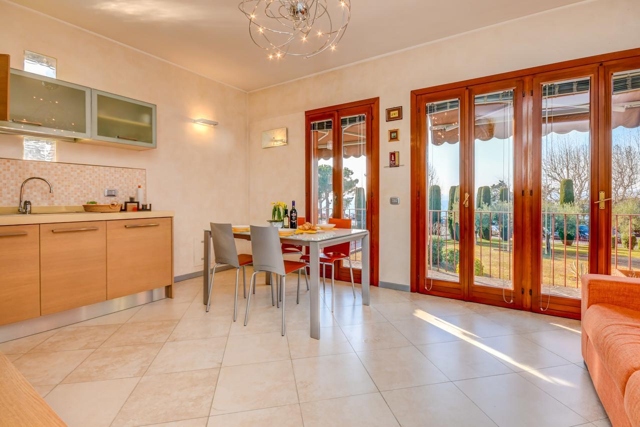 Barcone 1 Apartamento Sirmione Exterior foto