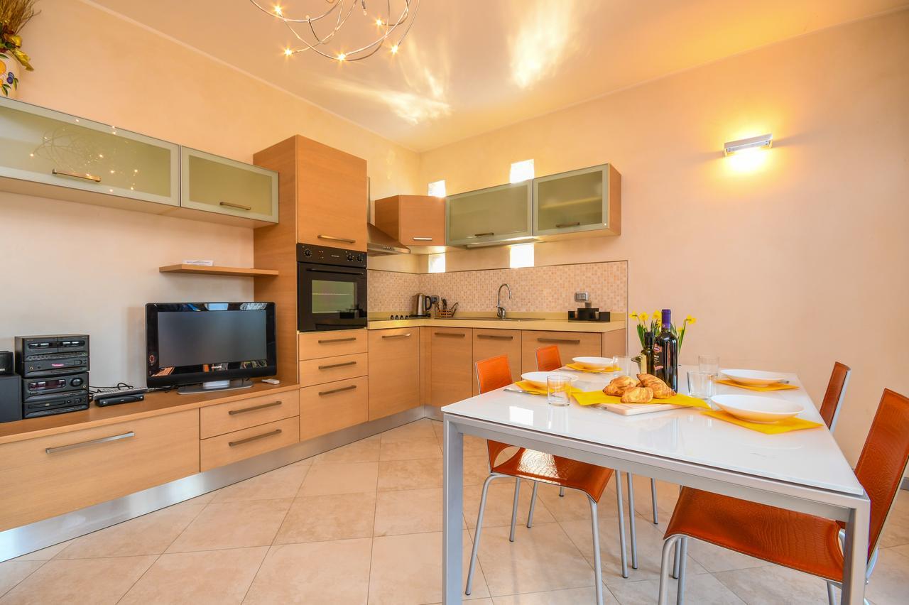 Barcone 1 Apartamento Sirmione Exterior foto